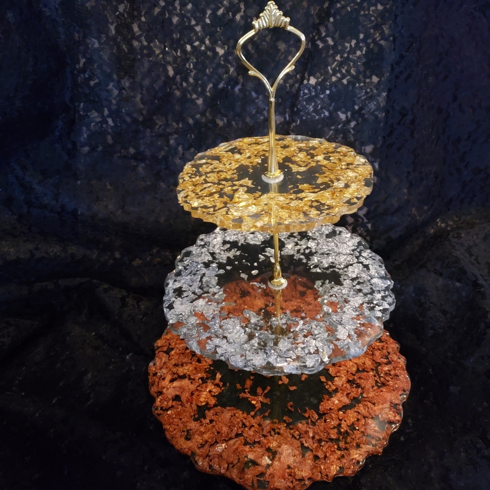 Serving tray